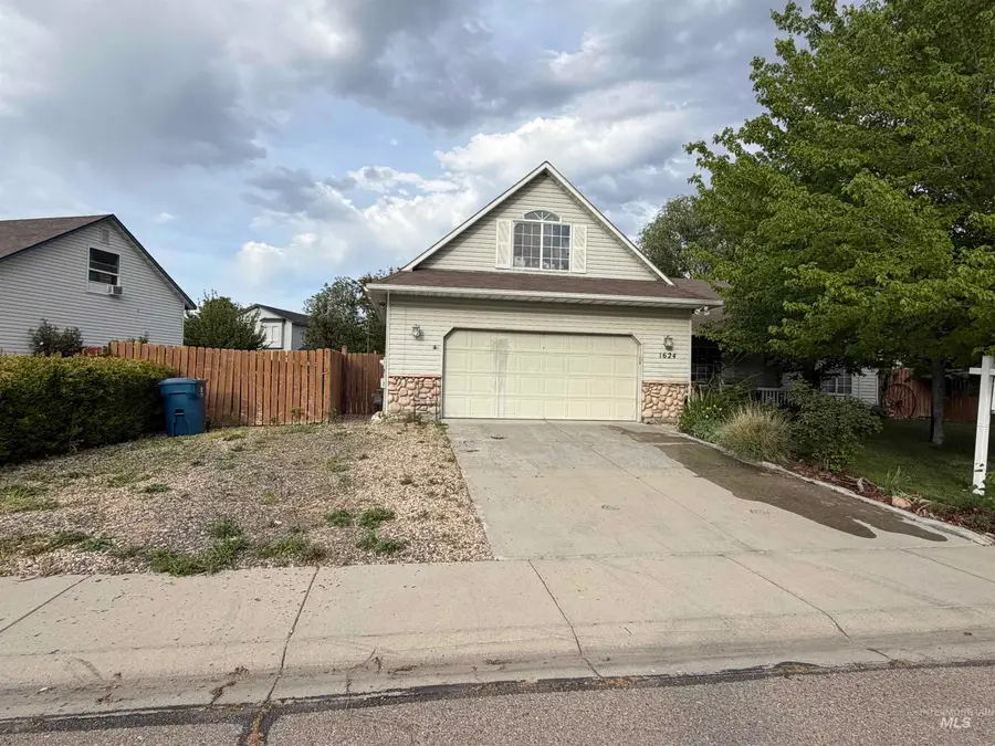 1624 S Boundary St, Nampa, ID 83686 - #3