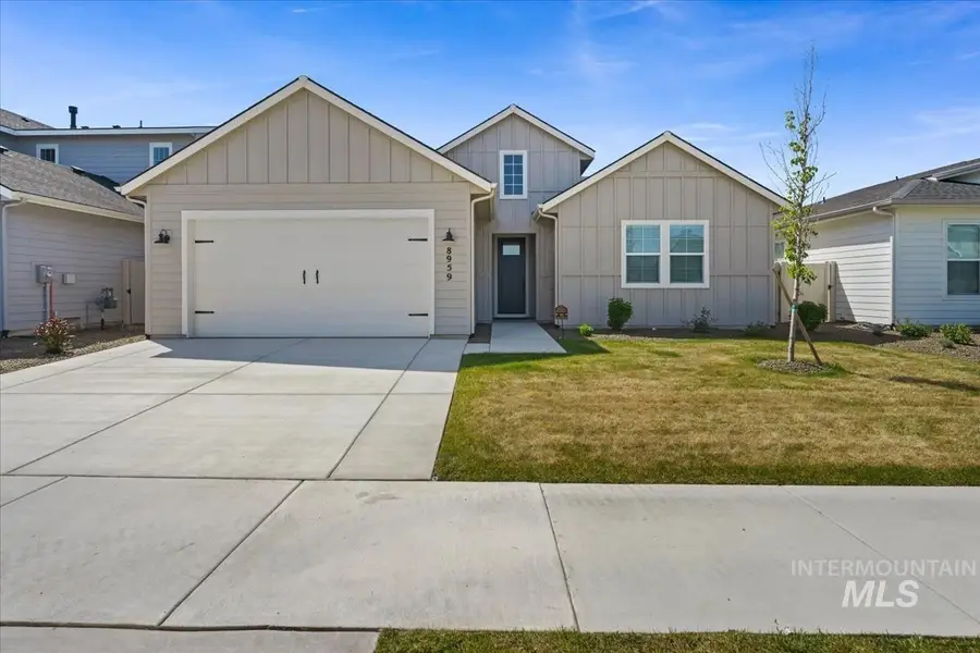 8959 W Moon River Dr, Star, ID 83669 - #2