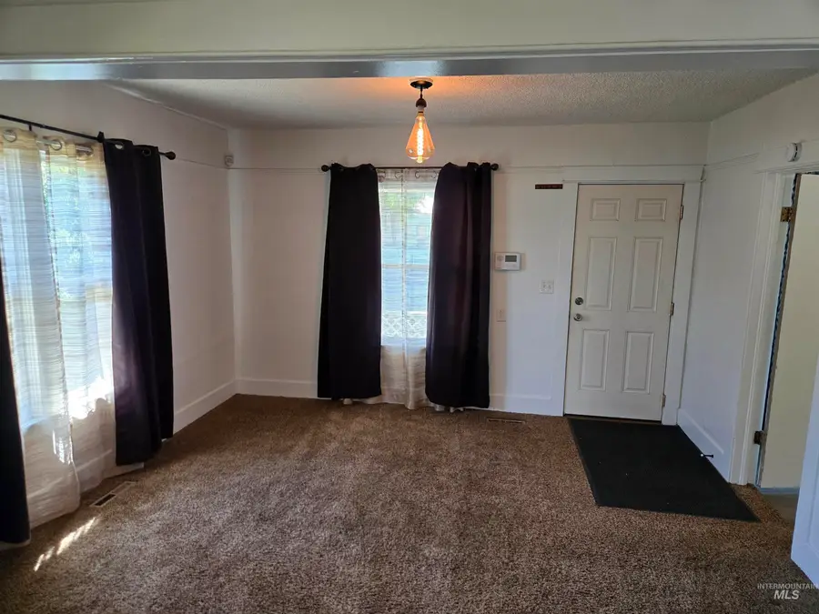 621 7th Street, Clarkston, WA 99403 - #2