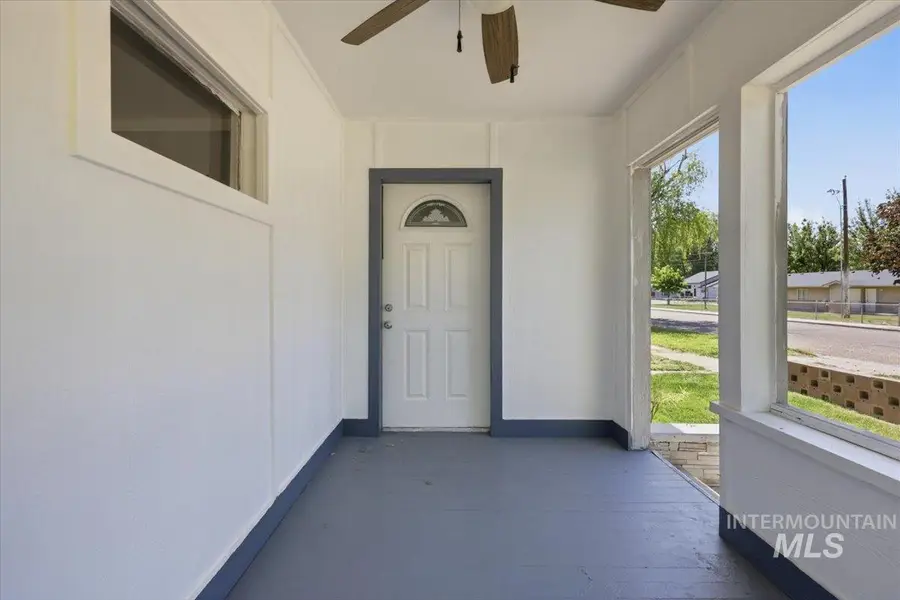 416 9th Ave N, Nampa, ID 83687 - #2