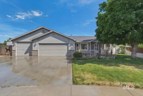 414 Meadowbrook Place, Nampa, ID 83686