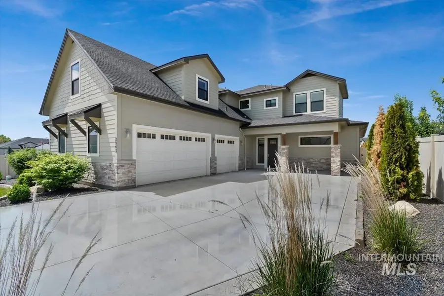 2943 N Sun City Ave, Star, ID 83669 - #2