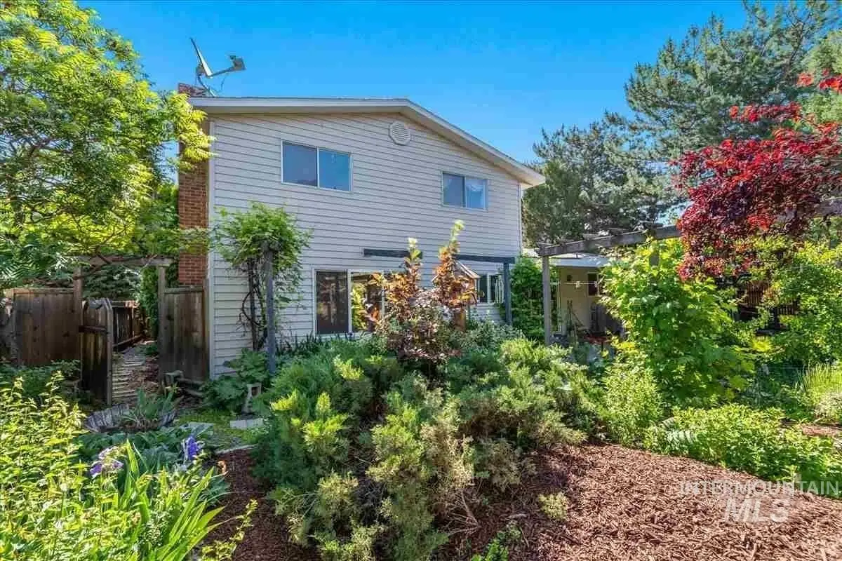 5001 N Decatur, Boise, ID 83704 - #1