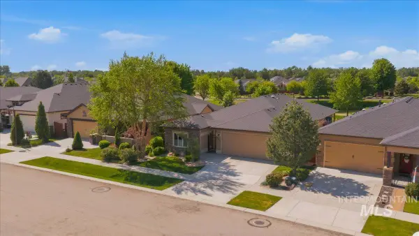 9699 W Wildbranch, Star, ID 83669