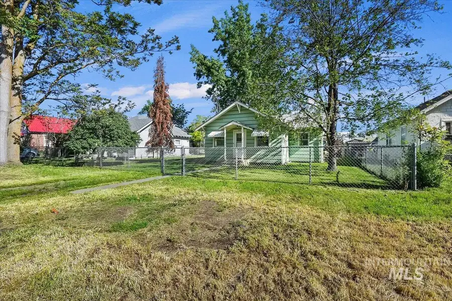 510 E 5th Street, Emmett, ID 83617 - #3