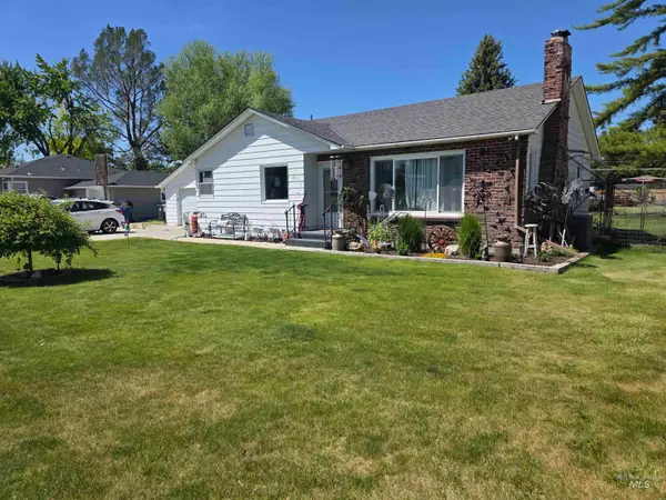 811 S Florence, Nampa, ID 83686