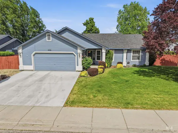 4496 S Falconrest Way, Boise, ID 83716