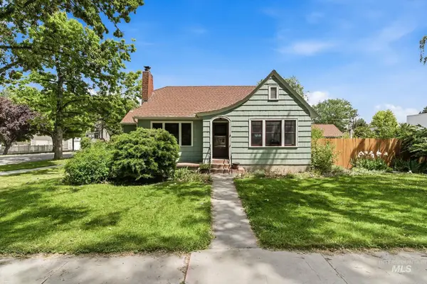 1801 Dearborn St, Caldwell, ID 83605