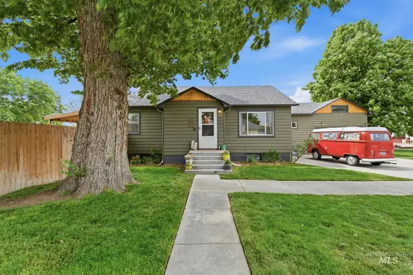 404 S Juniper St, Nampa, ID 83686