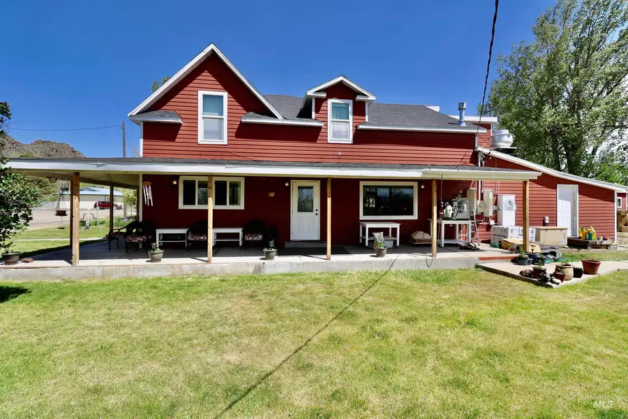 306 Wroten St, Jordan Valley, OR 97910 - #2