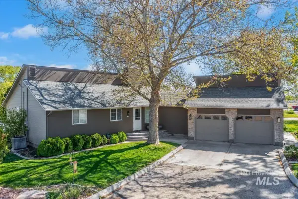 116 Fay Ln, Nampa, ID 83686