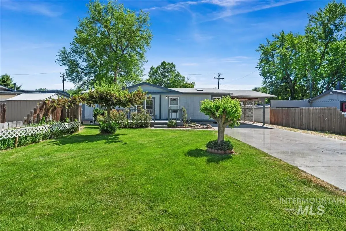 830 N 3rd East St, Mountain Home, ID 83647 - #1