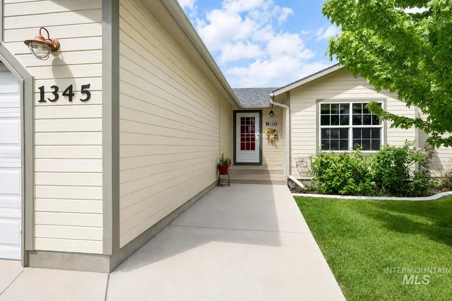 1345 Rosewood, Mountain Home, ID 83647 - #2