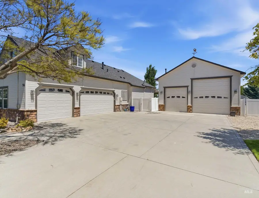 56 N Saratoga Ave, Nampa, ID 83687 - #2