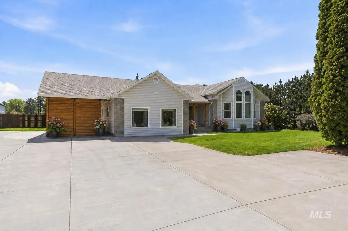 2926 Sunset Strip, Mountain Home, ID 83647 - #1