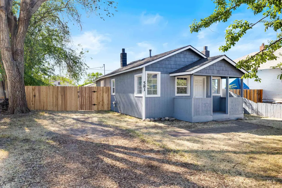 581 Adams St, Twin Falls, ID 83301 - #1