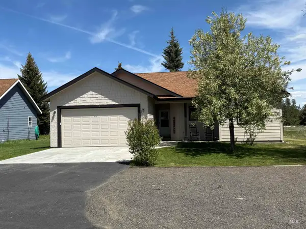 54 Charters Drive, Donnelly, ID 83615