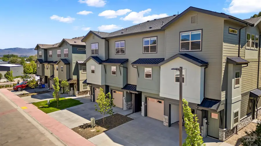 7494 W Swain Lane, Garden City, ID 83714 - #2