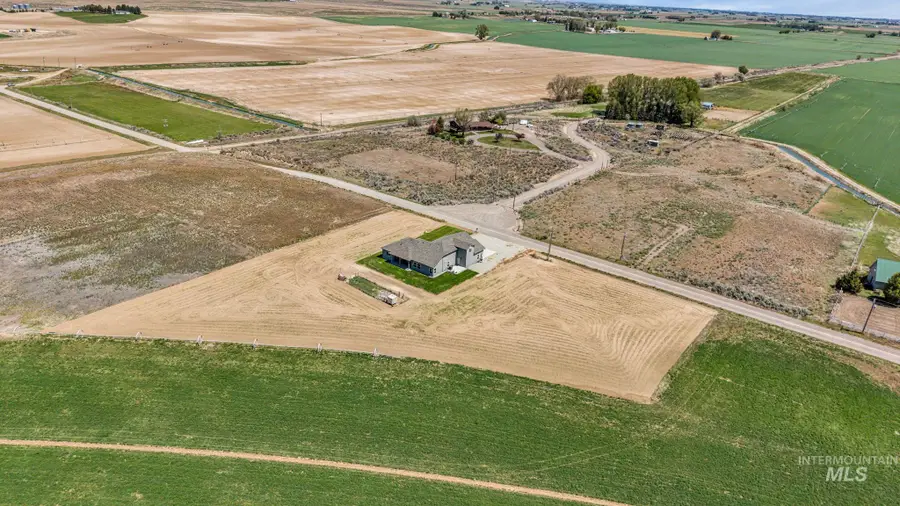 75 S 1050 W, Paul, ID 83347 - #2