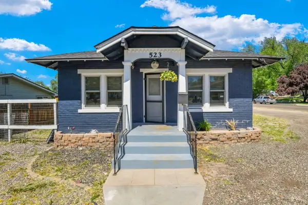 523 16th Ave N, Nampa, ID 83687