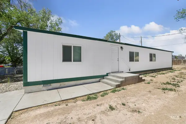 1042 2nd Ave. W, Twin Falls, ID 83301