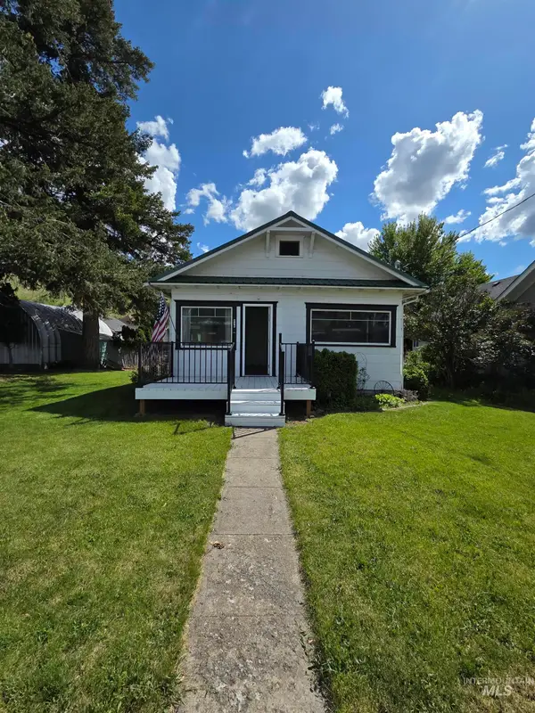 854 Columbia St, Pomeroy, WA 99347