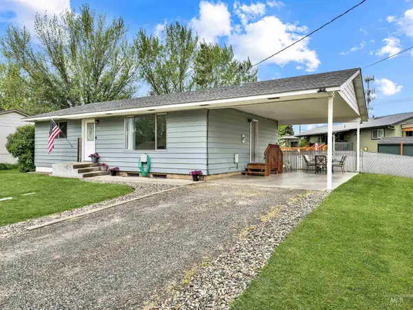2466 19th St, Clarkston, WA 99403