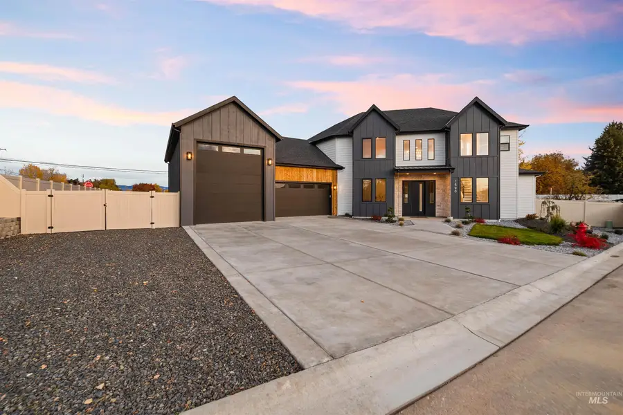 1590 N Watershed Ln, Star, ID 83669 - #2