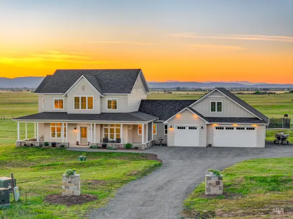 97 Chisum Dr, Donnelly, ID 83615
