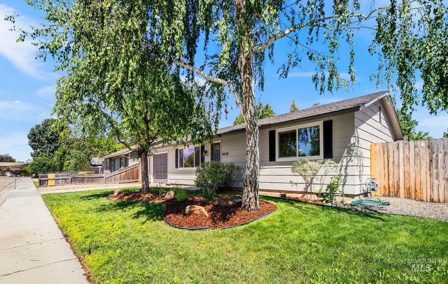 9538 W Albany Drive, Boise, ID 83704 - #2
