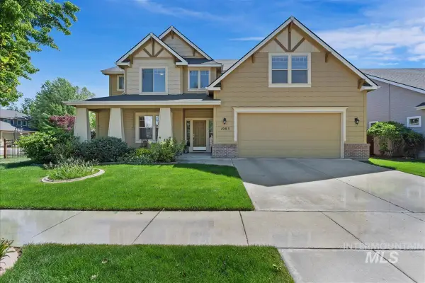 1083 E Legacy View Dr, Meridian, ID 83646