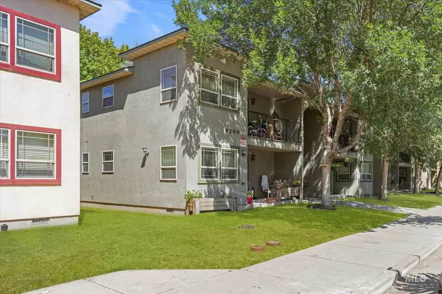9212 W Brogan Dr A & B, Boise, ID 83709 - #3
