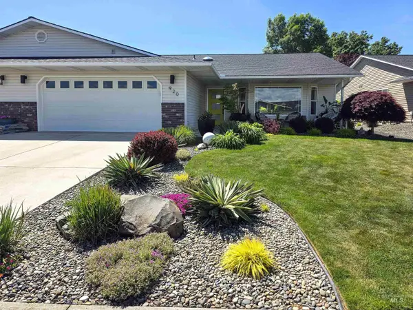 920 Tamarack Dr, Lewiston, ID 83501