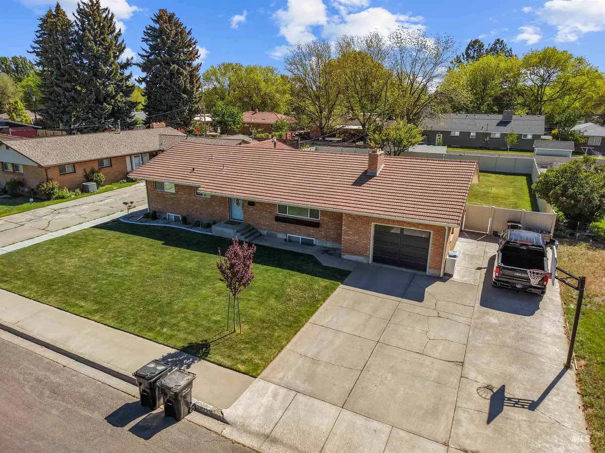 2039 Occidental Ave, Burley, ID 83318 - #1