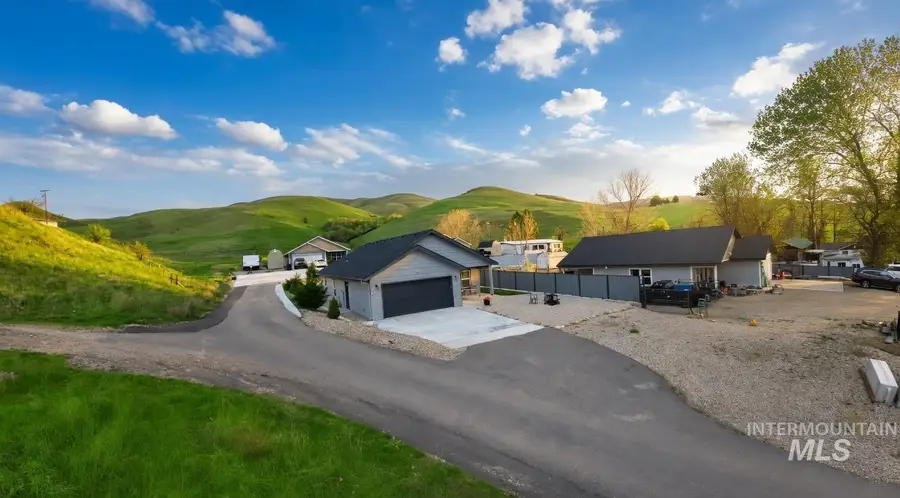 109 3rd Street Circle #B, Horseshoe Bend, ID 83629 - #2
