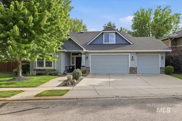 1050 E Legacy View Dr, Meridian, ID 83646