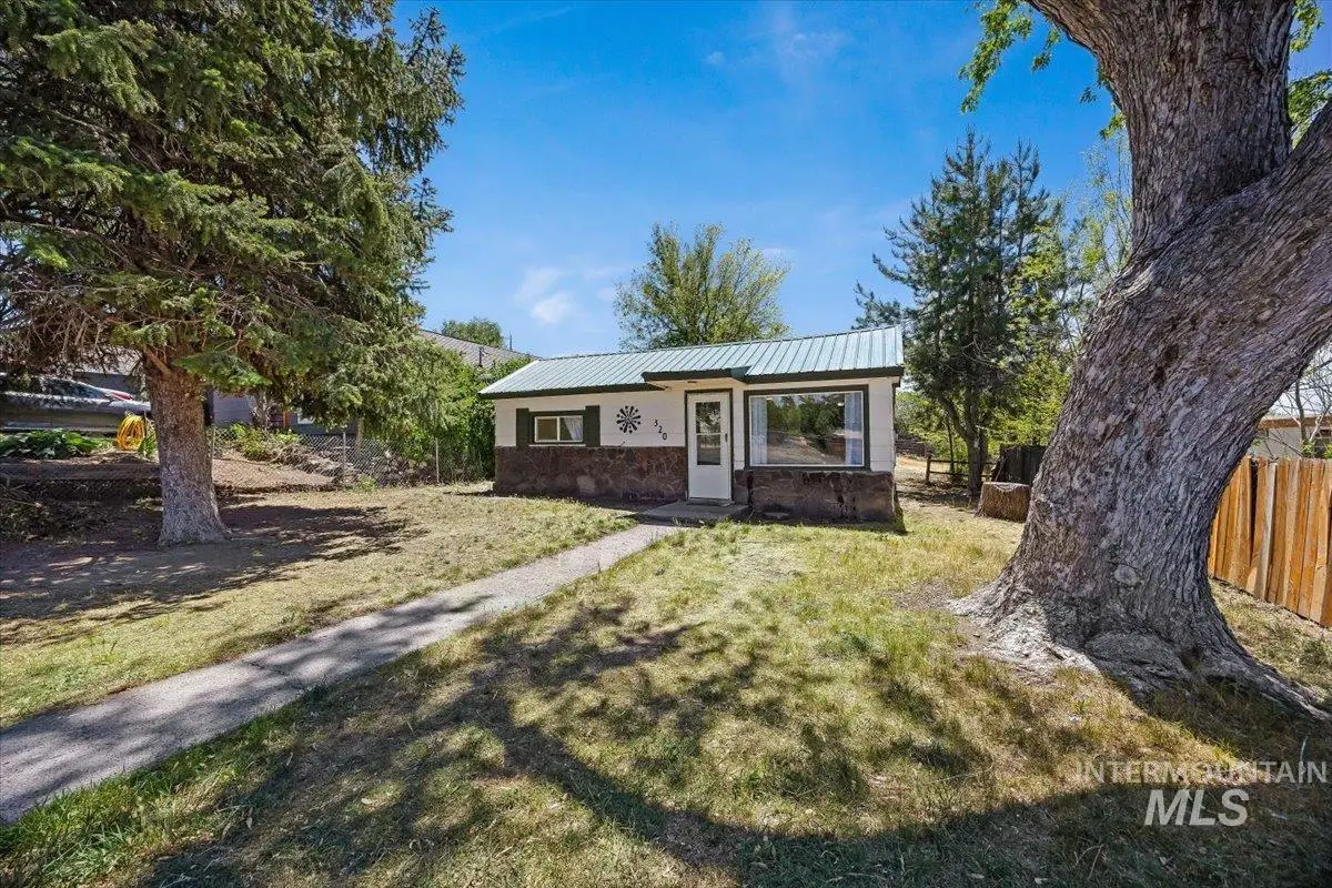 320 E North St., Hagerman, ID 83332 - #1