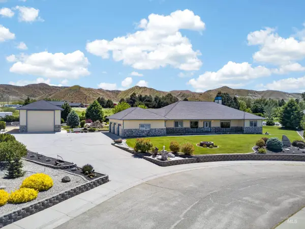 3060 Windfall Cir, Emmett, ID 83617