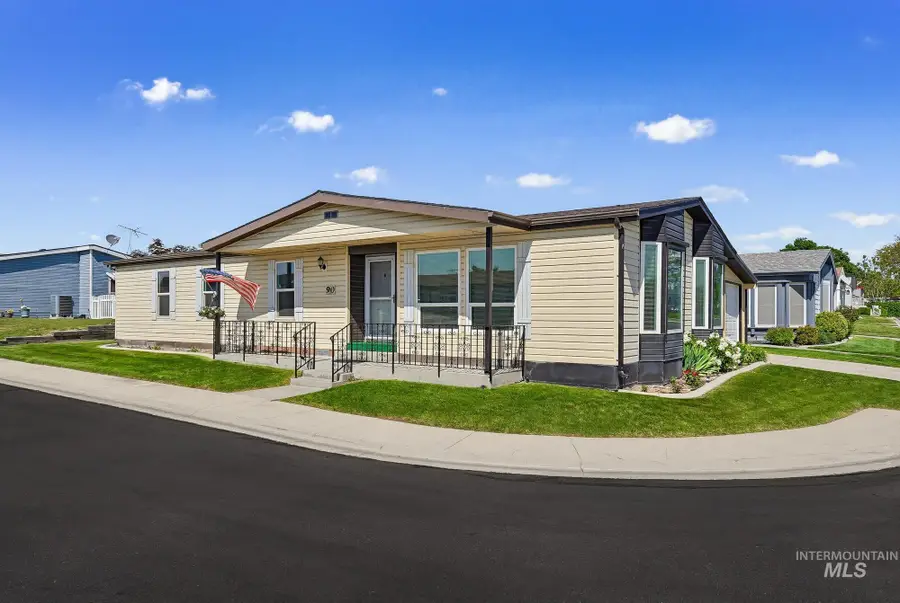 1907 W Flamingo Ave #UNIT 90, Nampa, ID 83651 - #2