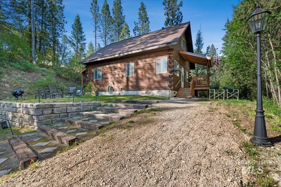 3 Sky View Ct, Garden Valley, ID 83622 - #3