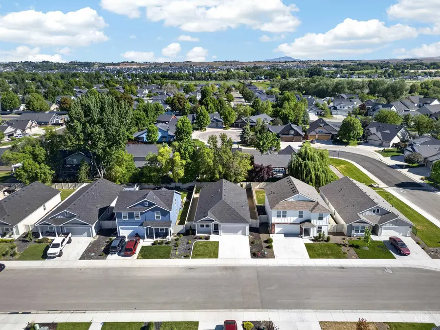 10978 W Hidden Point St, Star, ID 83669 - #2
