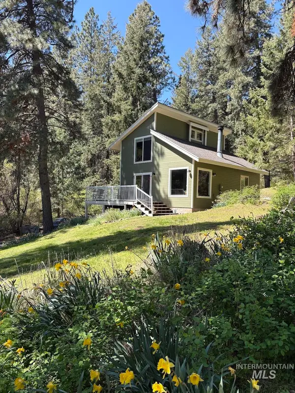 1006 Ken Trl, Moscow, ID 83843