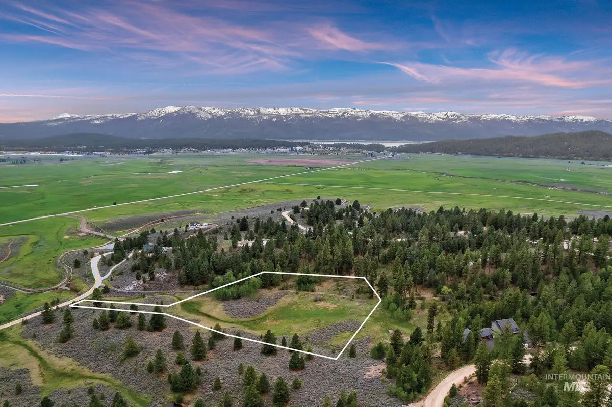 6 Maria Kalea St, Cascade, ID 83611 - #1