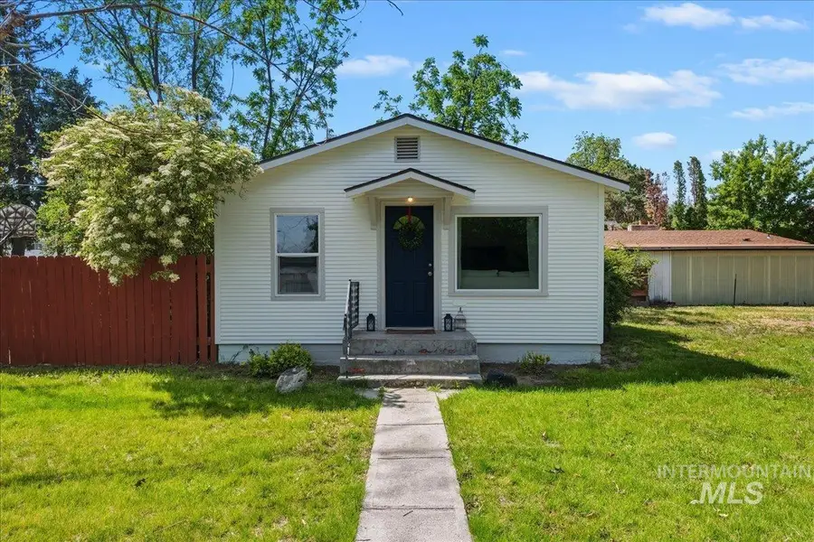 404 S Fern St., Nampa, ID 83686 - #2
