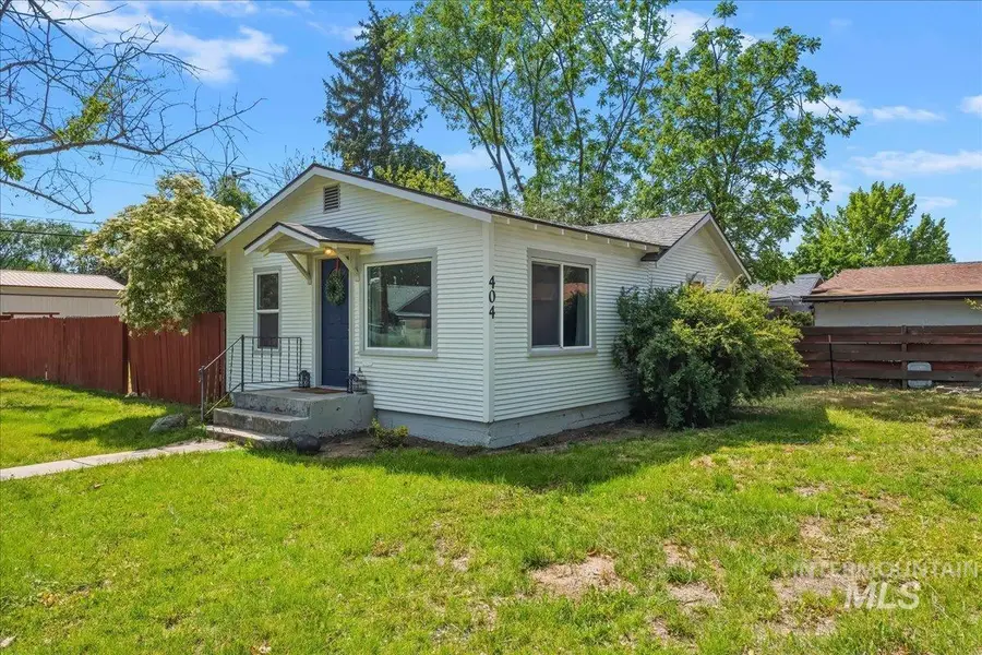 404 S Fern St., Nampa, ID 83686 - #3