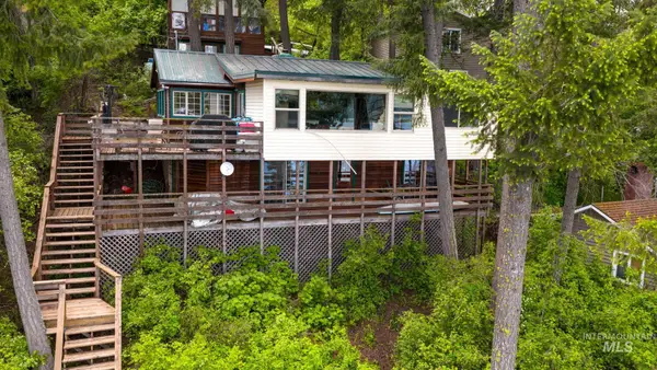 448 Rocky Point Loop Rd., Plummer, ID 83851