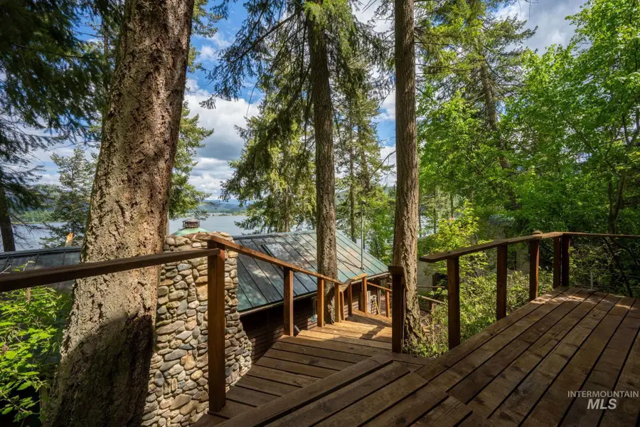 448 Rocky Point Loop Rd., Plummer, ID 83851 - #3