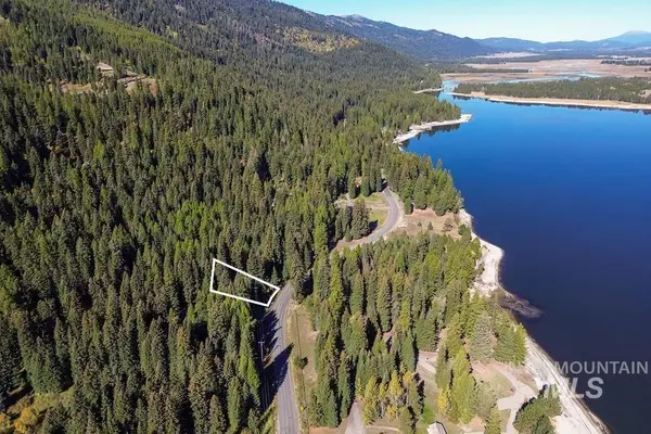 2325 West Mountain Road, Donnelly, ID 83615