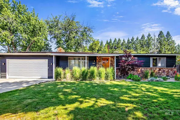 7720 W Preece Dr, Boise, ID 83704