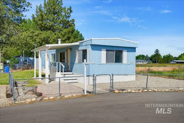 1600 E Main St #12, Emmett, ID 83617